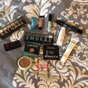 Lot of Ipsy samples, NYX pallets and mascara.